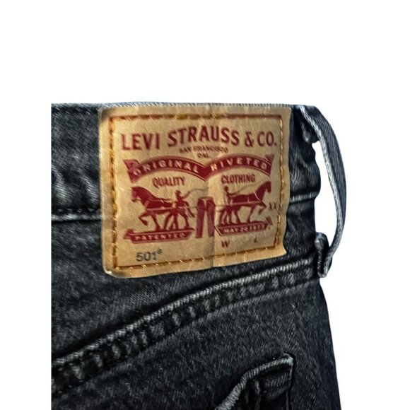 Levis 501 Original Fit Black Button-Fly Distressed Denim Jeans, ANKLE, BEACH BUM - Picture 4 of 6
